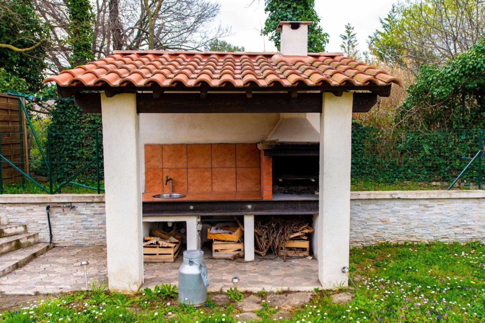 Gite Histoire De Famille Villa Aubagne Buitenkant foto